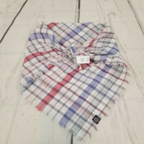 Universal Thread plaid woven scarf red, white,blue - Picture 3 of 3